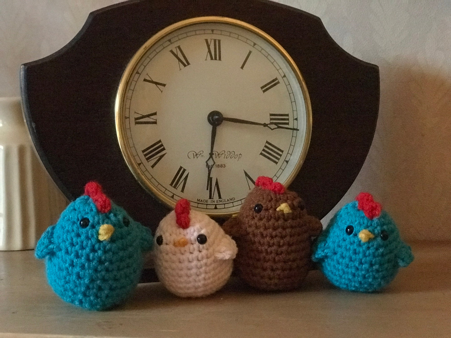Handmade crochet pocket chicken / keyring