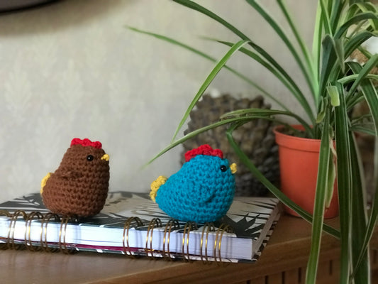 Handmade crochet pocket chicken / keyring